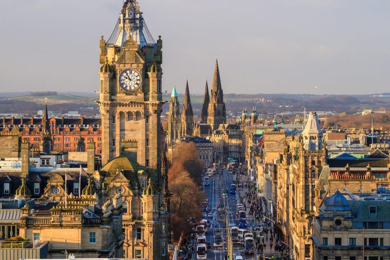 City Centre First Floor Family Suite Edinburgh Eksteriør billede