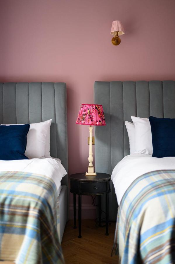 City Centre First Floor Family Suite Edinburgh Eksteriør billede